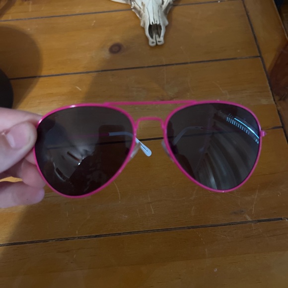 sunglasses - Picture 3 of 3